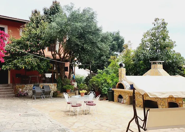 Boutique Ipsos Pyrgi (Corfu)